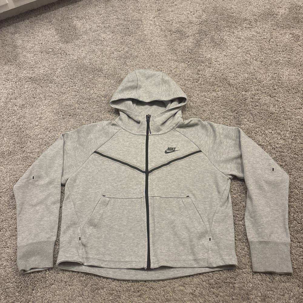 Nike Tech Fleece Hoodie Womens Medium Gray Windrunner Full Zip CW4298-063